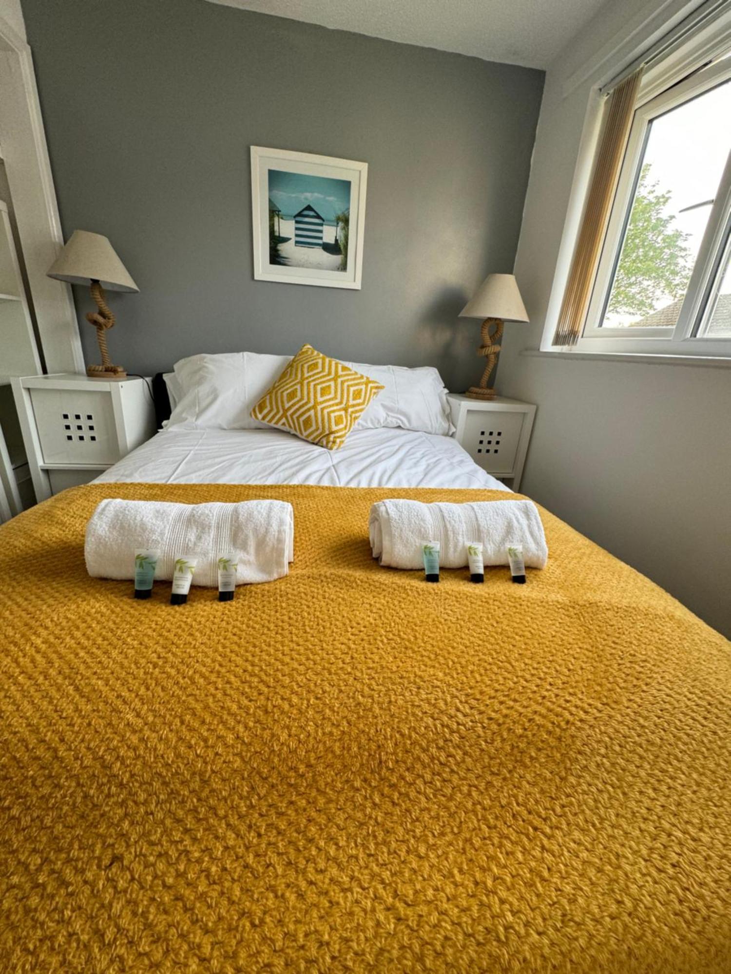 Perfect For The Family And Beaches - Gower Cwtch Villa Суонзи Екстериор снимка