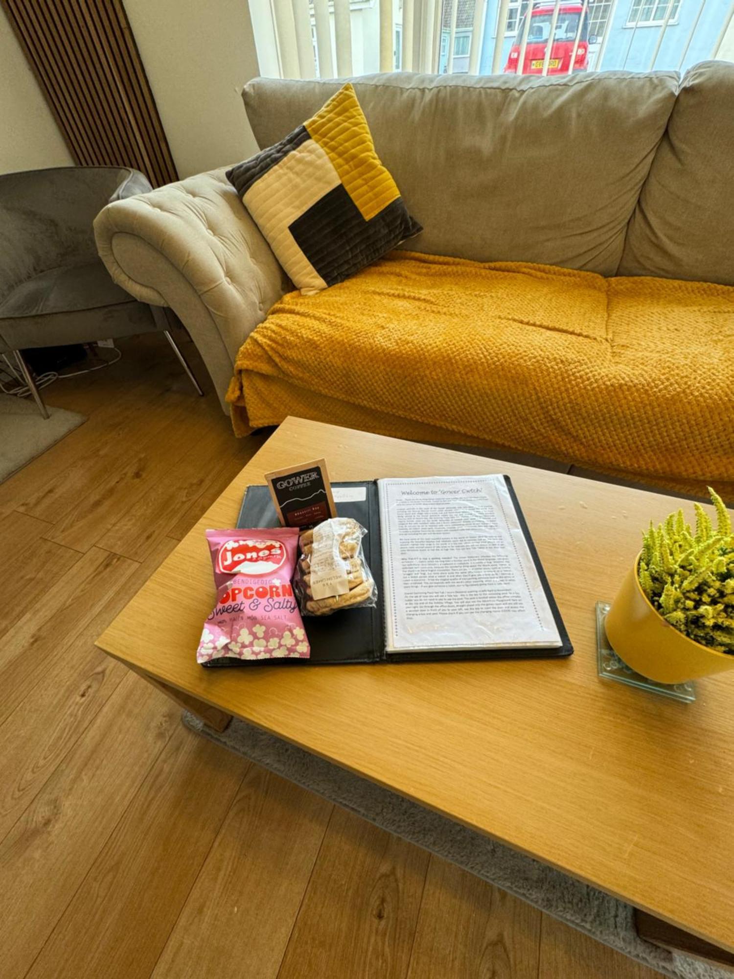 Perfect For The Family And Beaches - Gower Cwtch Villa Суонзи Екстериор снимка